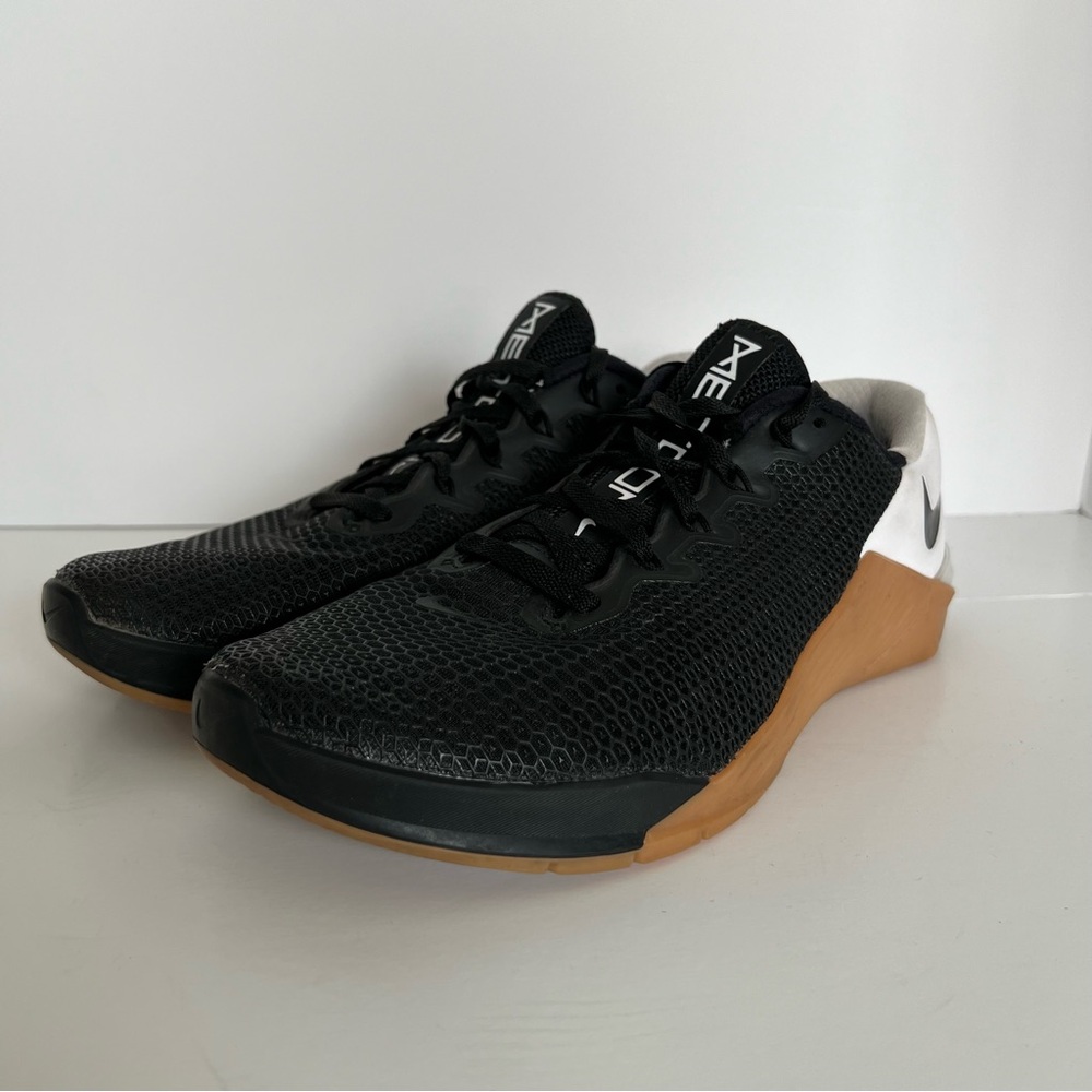 Nike Metcon 5 Black Gum Women’s Size 7.5